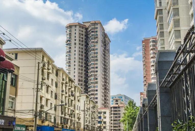 上海天鑰花苑-匯峰大廈：知名企業(yè)入駐，商務(wù)氛圍濃厚