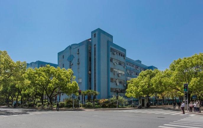 探訪桂中園：4.3米層高，寬敞明亮辦公空間