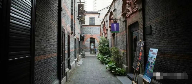 上海黃浦區(qū)出售獨(dú)棟：威海路鬧中取靜老洋房，身份之選用途多元